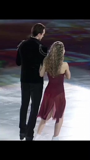Max and Vasiliva: Stunning Figure Skating Performance