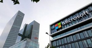 Microsoft revamps search engine with AI technology