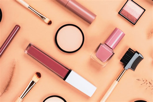 Piccola rassegna dei migliori prodotti make-up ora in sconto con il Black Friday