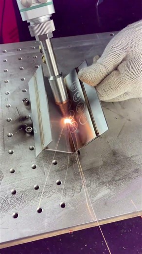 How to Increase Welding Efficiency: Handheld Fiber Laser vs. Traditional Methods