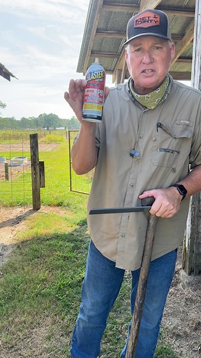 Garden Tip of the Week: October is the perfect time to clean up those tools in your garden shed! #hoss #growhoss #gardening #tools #fall #fallgardening | Hoss