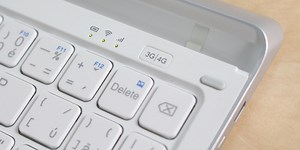 Alcatel Plus 10 LTE: placka s Windows 10 a chytrou klávesnicí