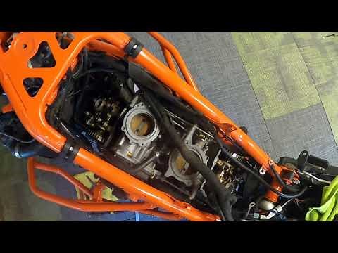 KTM 1190R Cam Chain Tension Check - Front Cylinder