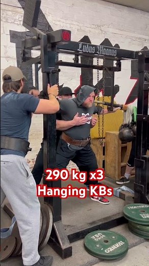 Ultimate stabilizer training!! Bamboo squats 290kg x3