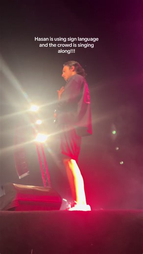 Sign language @Hasan Raheem!! #mashion #chandraat #neonsquare #hasanraheem #viral #fypage #foryoupage #foryoupageofficial