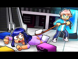 Escaping a CURSED MALL in Roblox!