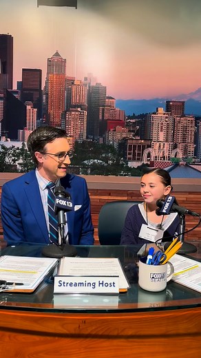 Brian MacMillan meets tomorrow’s reporter-in-the-making. At Junior Achievement of Washington, Locklyn grabbed the mic with curiosity and confidence — a perfect snapshot of how JA helps kids step into real-world careers. | FOX 13 Seattle