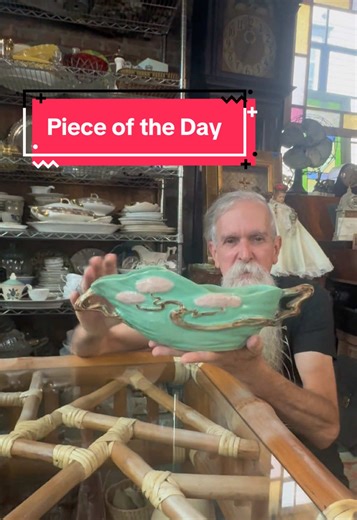 Dishy’s piece of the day, we hope it enjoys its new home! Shop for your own at dishyqueen.com! #shopping #collection #viral #pottery #piece