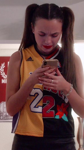 🚨Our new series, Breaking into College is out now!! Check out episode 1 on YouTube.com/MerrellTwins📲 @vanessamerrell @veronicamerrell