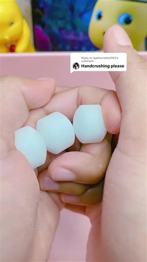 How to Use Naphthalene and Mothballs Effectively