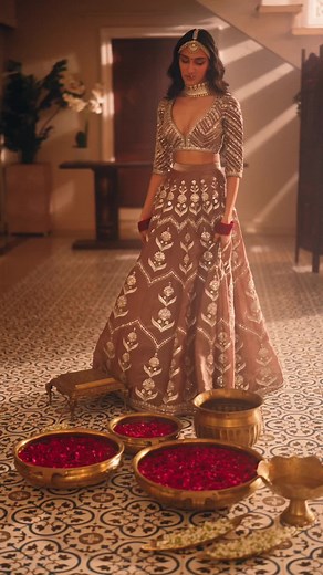 A journey of self discovery, allowing yourself to shine in your most authentic form. ‘Sajna’ - encapsulates the ritual that honors tradition while embracing your individuality. Sajna | Now Live #indianoutfit #indianwedding #lashkaraa