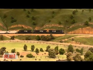 Huge HO Scale La Mesa Model Railroad Club Layout HD - JAN 2011