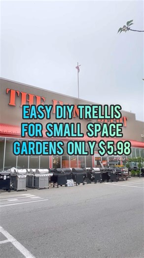 Easy DIY Arch Trellis for Small Space Gardens. #smallspacegardening #urbangardening