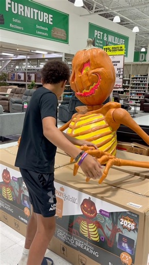 🎃 HUGE 7'5" BAD SEED! 😱 | Menards Halloween 2026