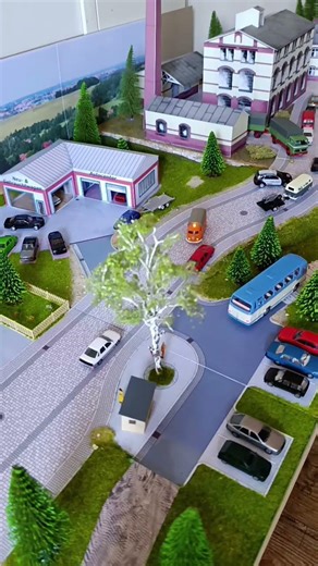 Straßensperrung Spur H0 1:87 mit Carson RC #automobile #diorama #scale #hobby #modellbau