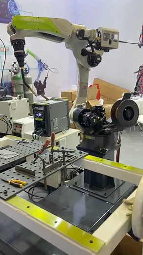 How technologically advanced is China? China is the most advanced Nation in the world in terms of Applications of Advanced Technology,They can apply advanced technology on a scale that no other nation to this day can manage #automation #machine #tech #application #control #industry #production #CHINA #global #export #robot #welding #equipment #AI #efficiency #fun | SYNE Machines