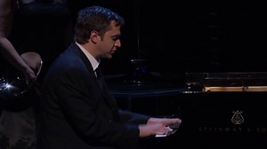 5.6K views · 184 reactions | #tbt to 2006's Opening Night of the revival of COMPANY starring Raúl E. Esparza! To watch the full clip of Esparza singing "Being Alive" go to: https://bway.world/2FPGoN9 | BroadwayWorld | Facebook