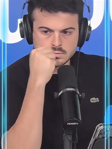 COUDET FUE CLARO: “NO ES NORMAL GANAR TANTO” 🔥 Coudet les dejó un mensaje muy claro a sus jugadores: ganar tanto no es algo normal, y por eso hay que valorarlo, sostenerlo y no relajarse. 🔥 Una frase que marca la mentalidad del equipo. #Coudet #ChachoCoudet #FutbolArgentino #MentalidadGanadora #Vestuario #Futbol #Deportes #ReelsFutbol #TikTokFutbol #FacebookReels #FutbolViral #FrasesDeFutbol #EquipoGanador #ElVarDelStream #ParaTi #Viral