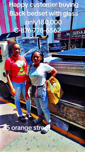 Elegant Black Bedset with Glass Features