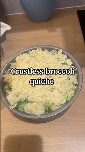 Crustless broccoli quiche