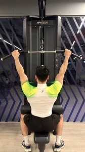 🔥 lThe Right Way to Do Lat Pulldowns - No More Mistakes. #backworkout #workout #tips #fitness #reelstrending #explorepage #reels #viral #fblifestyle #viralpost #gym | Sidfitfacts