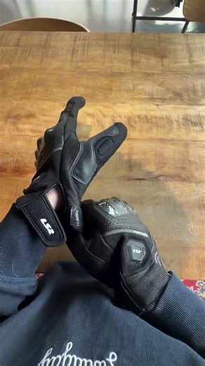 🏍️ Lightweight Summer Gloves with Sporty Protection 🔥 | FortaMoto.com
