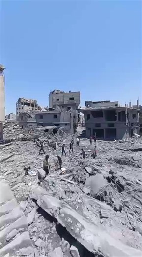 Dari lokasi pembantaian Penjajah... Kehancuran besar-besaran terjadi di kawasan permukiman milik keluarga Darduna di Jabalia, sebelah utara Jalur Gz, akibat serangan udara penjajah 🔴 t.me/greenprojectindonesia 🔴 #greenproject #greenprojectmalaysia #greenprojectindonesia #greenprojectsyam #greenprojectsuriah #greenprojectsyria #greenprojectpalestina #greenprojectgaza