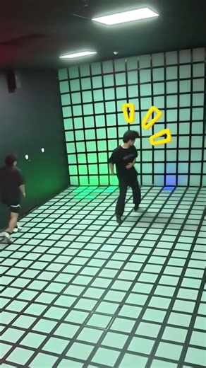 競技奔跑文案，這一點也不競技！ #賽博跳動#趣味遊戲推薦 #互動式解密體驗 #高難度遊戲 #簡單上手的遊戲