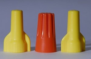 How to Switch From a Magnetic Ballast to an Electronic Ballast | Homesteady