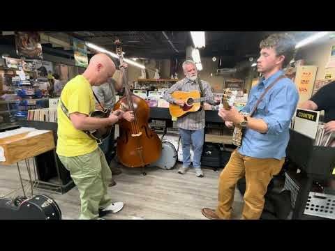 Animal Control live Garfield’s BlackBerry Blossom