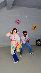 BALAM 🥳💃💐💐 PICHAKARI......Happy Holi DANCE 🥳🥳💃🎉🎉🎉🎉🎉 @depikapadukone @filmisong @varundvn @broadway_dance_institute @smarti_vloger @surajmasih__ . . . . . . . . DC @broadway_dance_institute . . . . . . . #smarti_vloger #balampichkari #dance #hindisongs #bollywood #trendingreels #holispecial #instagramreels #fyp #viral #exploremoredaily #exploremore #instagood #fashionstyle #girl #beauty #fashion #style #modling #pose #reelkrofeelkro #reelsfb #enjoy | Sandeep Kumar