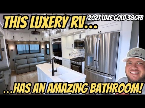 You Won’t Believe This RV Bathroom 😳 2027 Luxe Gold 38GFB