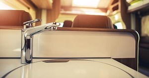 Que faire en cas de panne d'eau en camping-car ?