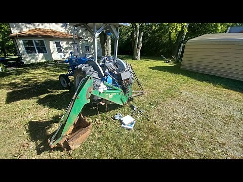 John Deere 7 Backhoe on a Ford 3000?? #johndeere #ford #tractors #attachment #no7 #mismatched #fypシ