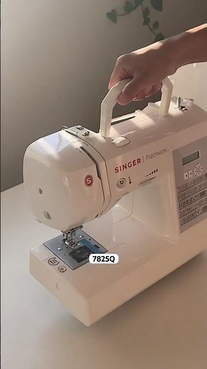unboxing the Singer 7825Q patchwork machine #sewing #sewingmachine #unboxing #singersewingmachine