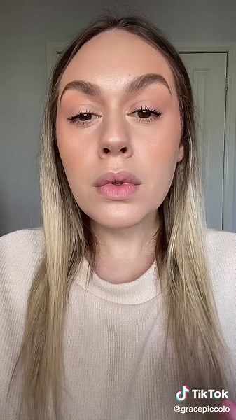 Essence What The Fake Extreme: Lip Plumping Review