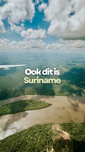 OOK DIT IS SURINAME •💚• Een land vol diversiteit, warmte en open armen. Dat moment dat je het vliegtuig uitstapt en meteen denkt: ja hoor, dit is thuiskomen. Suriname is zo’n plek die in je hart gaat zitten. En als dat eenmaal gebeurt, wil je eigenlijk gewoon blijven terugkomen. 🤗 Laura weet precies hoe dat voelt. Twee keer een half jaar stage gelopen en nu wéér een maand terug, gewoon omdat het hier zo fijn is. 🥰 Dank je wel voor de video, @hoekstralauw ✨ . . . www.suforyou.nl #suriname #lob
