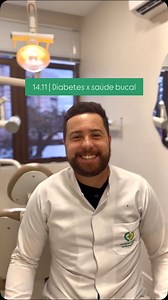 👉 14/11 – Dia Mundial do Diabetes | A sua saúde começa pela boca! Você sabia que a gengiva inflamada pode piorar o controle da glicose? 🔹 A periodontite libera substâncias inflamatórias na corrente sanguínea e isso dificulta manter a diabetes controlada. E o contrário também acontece: quem tem diabetes tem até 3x mais risco de desenvolver doença periodontal. 👉 Gengiva sangrando? Não ignore. Avaliar a saúde bucal é essencial para manter o corpo em equilíbrio. 📍 Agende sua avaliação odontológi