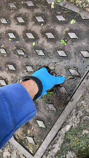 enjoy😅 #drain #drains #drainage #drainclean #drainunblocking #draincleaning #drainpipe #drainer #blockeddrain #blockeddrains #clean #cleaning #cleantok #unclogging #uncloggingdrains #plumbing #plumber #backedup #backeduppoop #poo #poop #unblock #unblockdrains #sewer #sewerage #sewage #cloggeddrain #pipe #pipes #shit #toilette #toilet #manhole #jetteing #septictank #debouchage #assainissement #satisfying #oddlysatisfying #dirtyjobs #asmr #fyp #fypシ #wow #tiktok #foryoupage #viralvideo #viraltikt