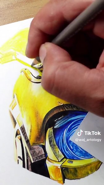Cómo dibujar a Bumblebee de Transformers