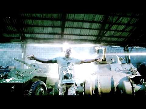 Despo' Rutti - Dangeroots (Clip Officiel)