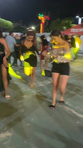 703K views · 11K reactions | #elpasitodelbebeHugo Ruiz El Bebe OficialLa Reina de los EscenariosAlex el bailador | Mi Linda Mixtequilla oficial | Facebook