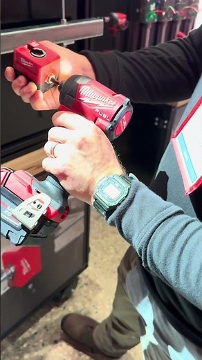 3/8" SHOCKWAVE IMPACT DUTY THREADED ROD NUT RUNNER #electrican #milwaukeetools #milwaukeepipeline