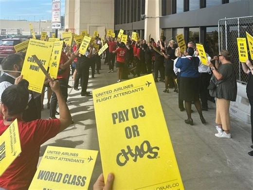 United Flight Attendants Advance Potential Nationwide Strike