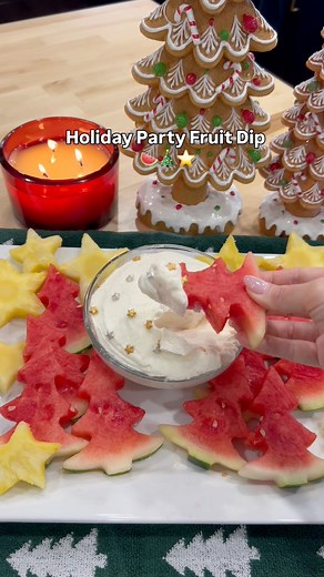 Holiday Party Fruit Dip!🍉🎄⭐️ #holidayseason #christmastreats #christmasparty #tistheseason #holidaytreats #holidayideas #christmas #holidayvibes #christmasdinner #christmasvibes #christmasfood #christmasideas | Pixiedustedfun