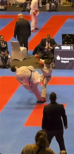 trun uramawashi Geri 🔥💯💥🤫🔥🎯🏆 #karate #selfdifence #wkfkumite #martialarts #fightingsport #kick