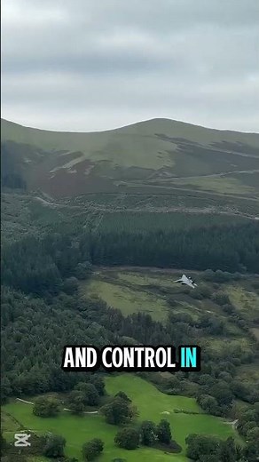 🦅 F-15E STRIKE EAGLE in the MACH LOOP! Extreme Low-Altitude Flight 😱✈️🇬🇧 ✅ #fighterjet #technology