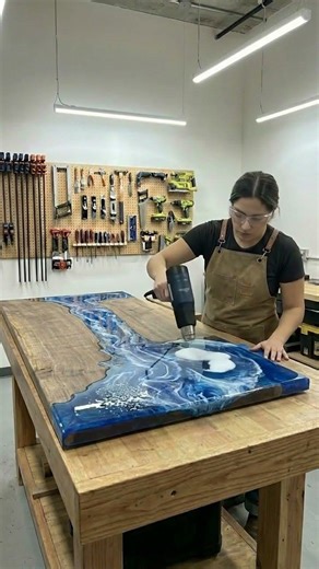 The Ultimate Ocean Table 🌊 #ocean #diy #epoxy