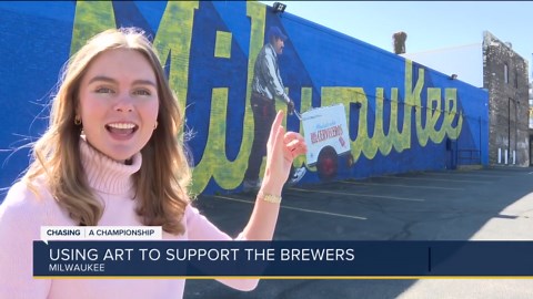 Milwaukee muralists rally behind Brewers during playoff run
