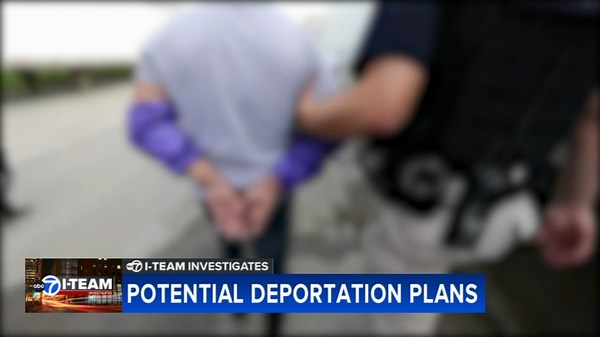 Federal authorities have identified dozens of targets for deportation in Chicago area, sources say